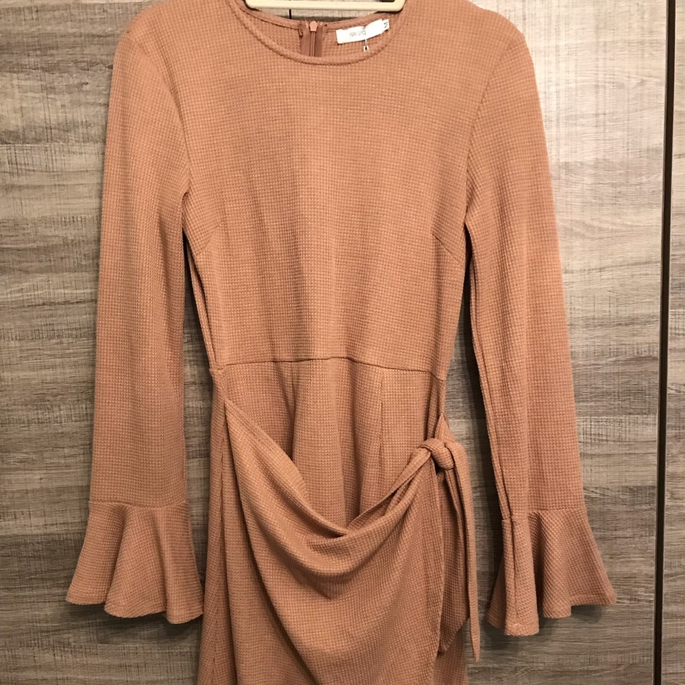 Trumpet (bell) sleeve dress